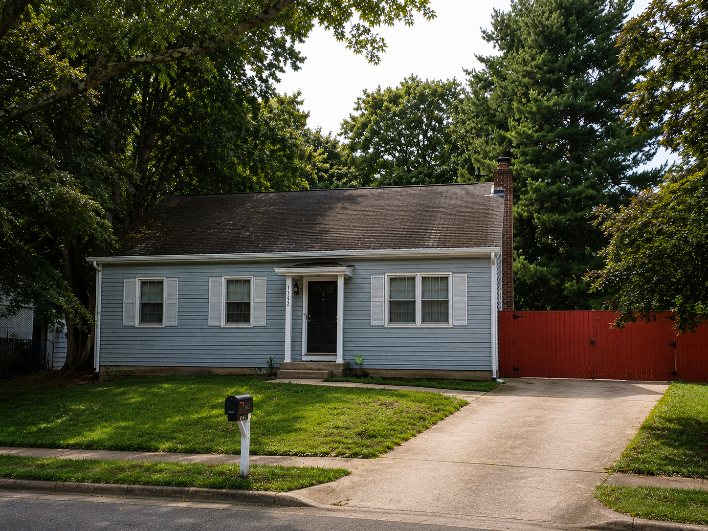 Single-story residence before transformation
